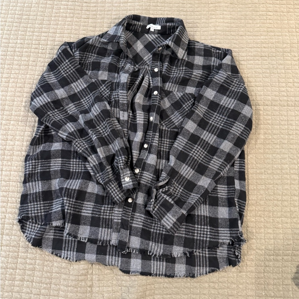 Plaid Black and Gray flannel